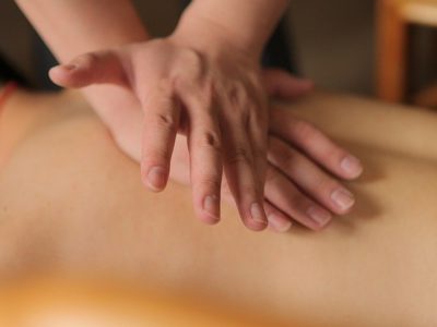 techniques de massage naturiste